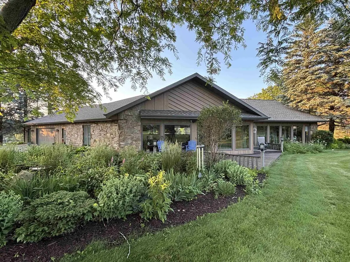 N2748 ALPHORN LANE, Center, WI 54913 - Image #1