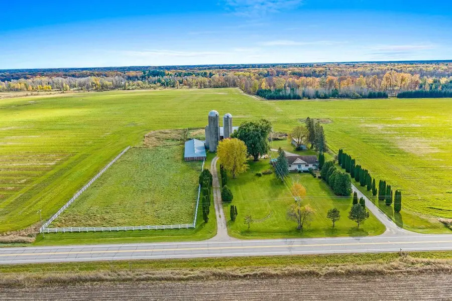 W5995 HWY 156, Shiocton, WI 54170 - Image #2