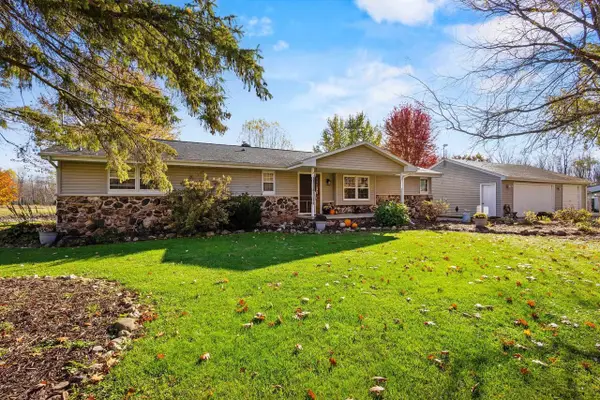 N4742 THOMPSON ROAD, Shiocton, WI 54170