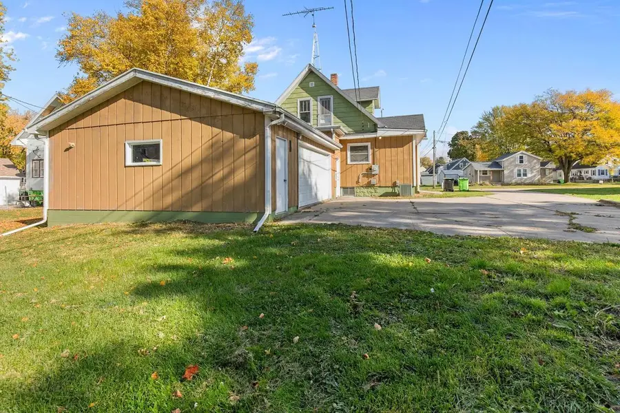 134 N WATERTOWN STREET, Waupun, WI 53963 - Image #2