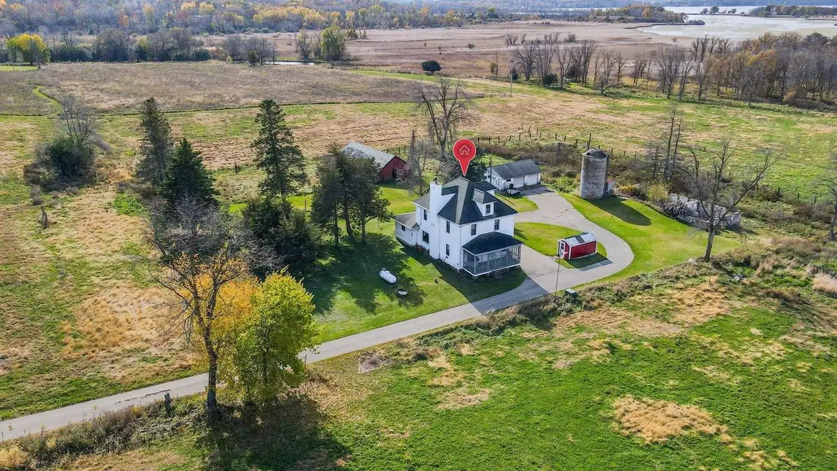 N5697 SKUNK HOLLOW ROAD, Ripon, WI 54971 - Image #1