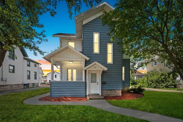 521 ALGOMA BOULEVARD, Oshkosh, WI 54901