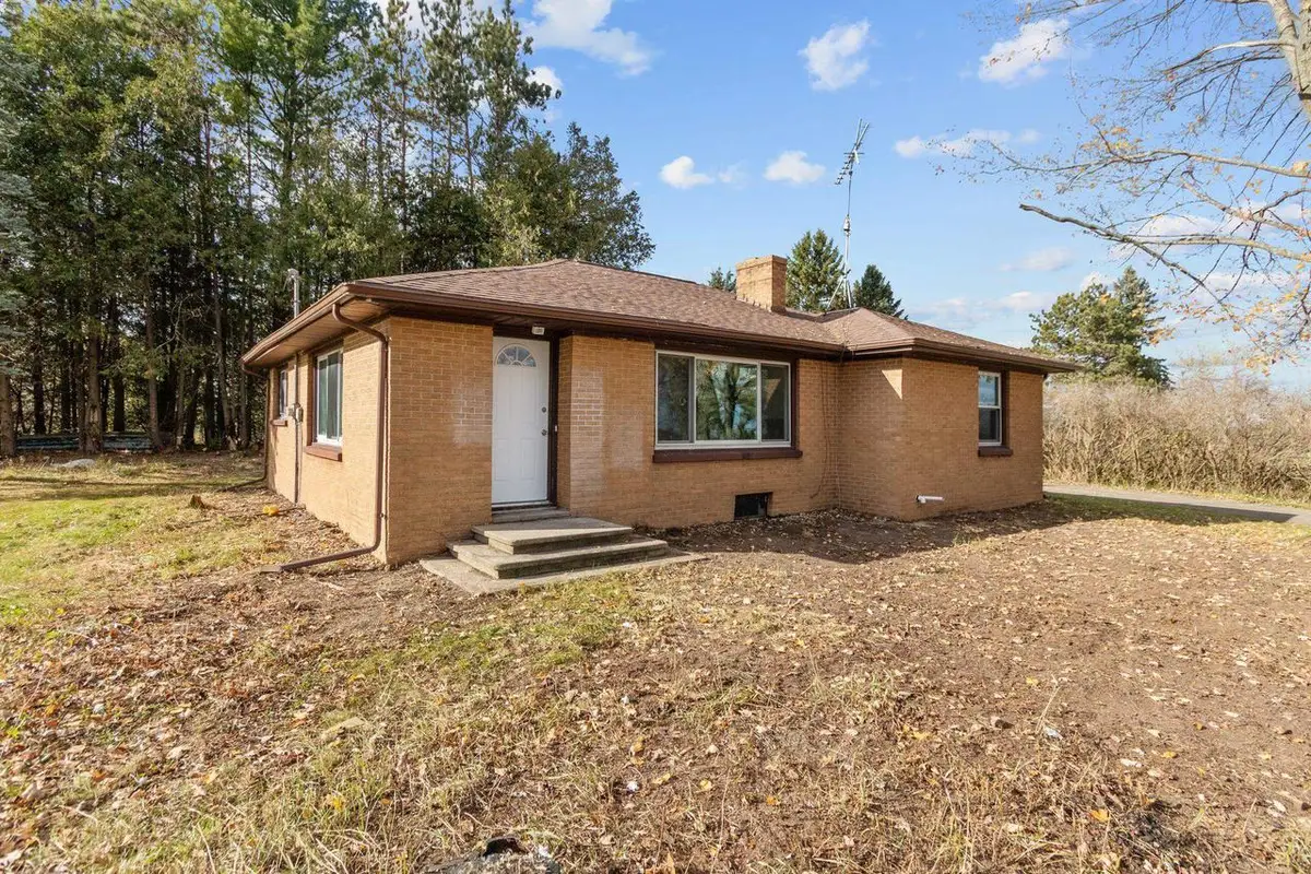 12716 STATE HIGHWAY 32, Suring, WI 54174 - Image #1