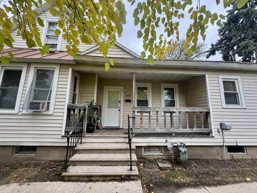 1015 E WALNUT STREET, Green Bay, WI 54301 - Image #3