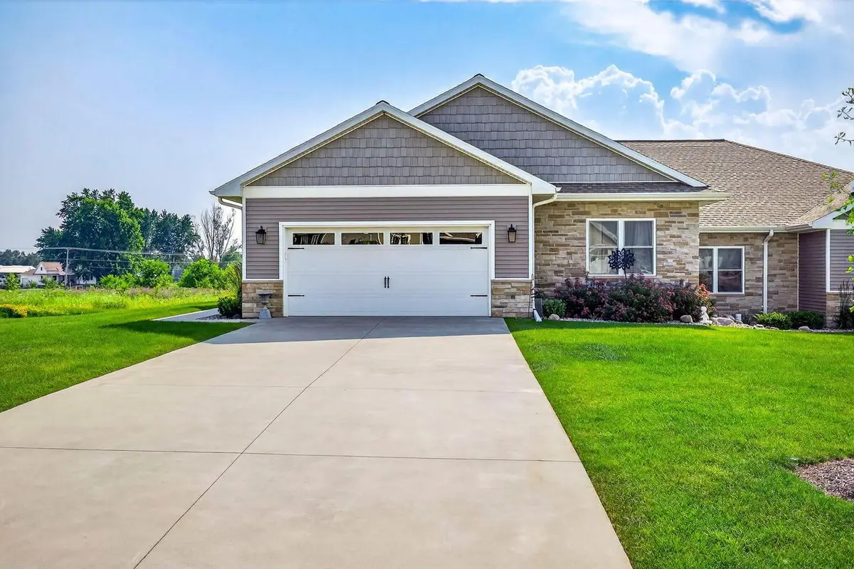 W7092 RIDGELINE TRAIL, Greenville, WI 54942 - Image #1