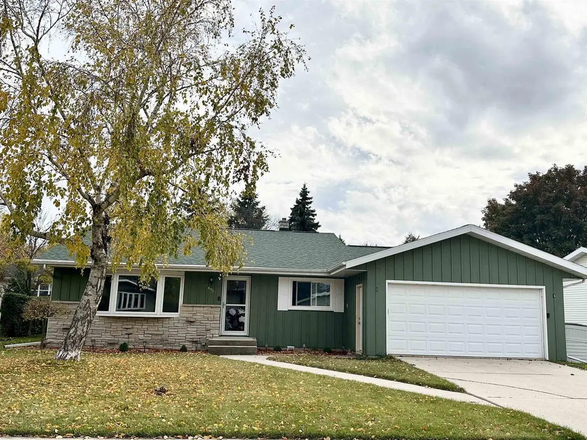 890 MEQUON AVENUE, Fond Du Lac, WI 54935 - Image #1