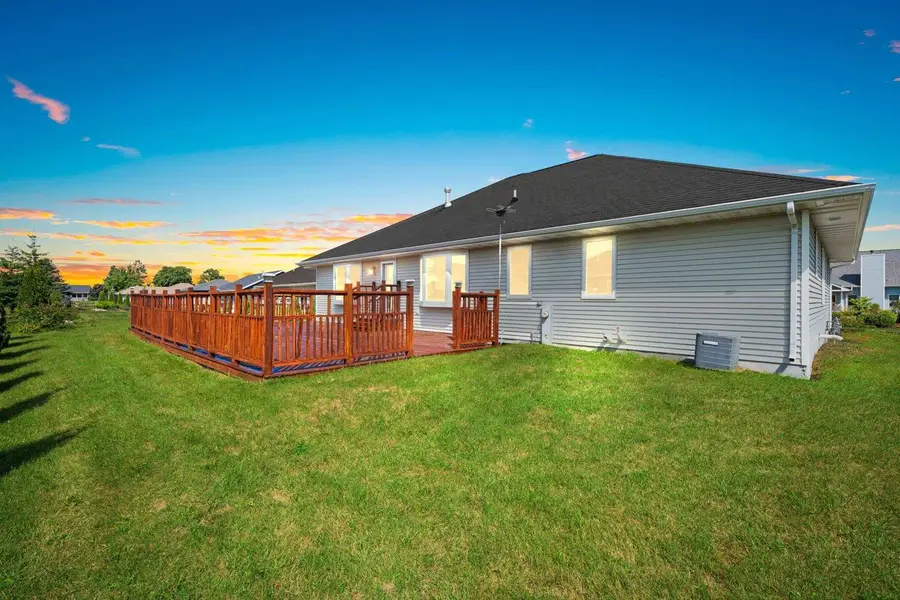 33 N ASHLAND AVENUE, Sturgeon Bay, WI 54235 - Image #2