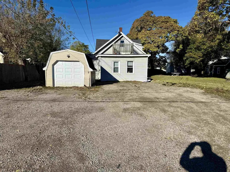 1225 S CHESTNUT AVENUE, Green Bay, WI 54304 - Image #2