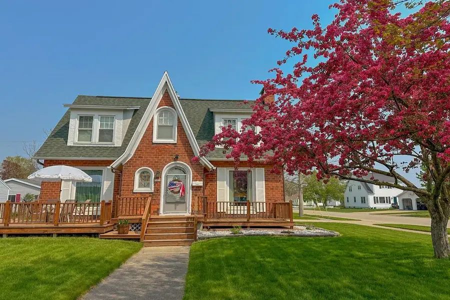 1800 16TH AVENUE, Menominee, MI 49858 - Image #2