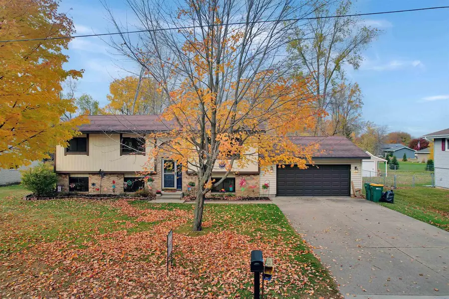 1420 EDWIN STREET, Marinette, WI 54143 - Image #2