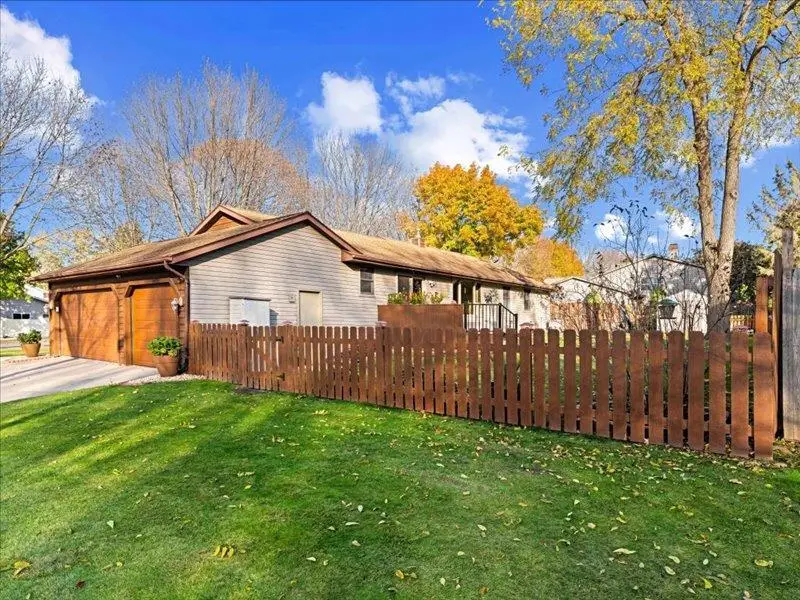 2993 FLEETWOOD DRIVE, Green Bay, WI 54313 - Image #3