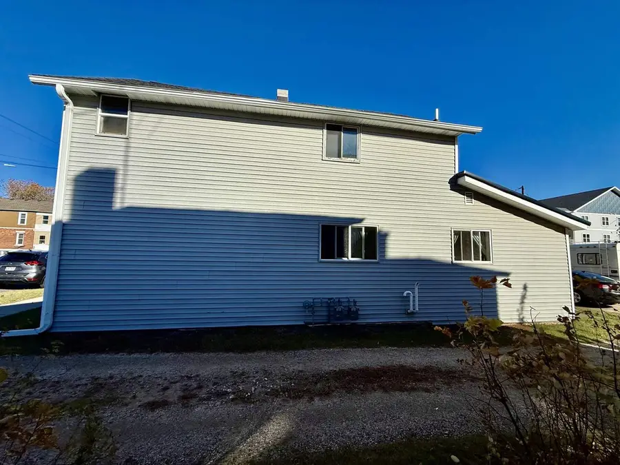 830 WELLS STREET, Marinette, WI 54143 - Image #3