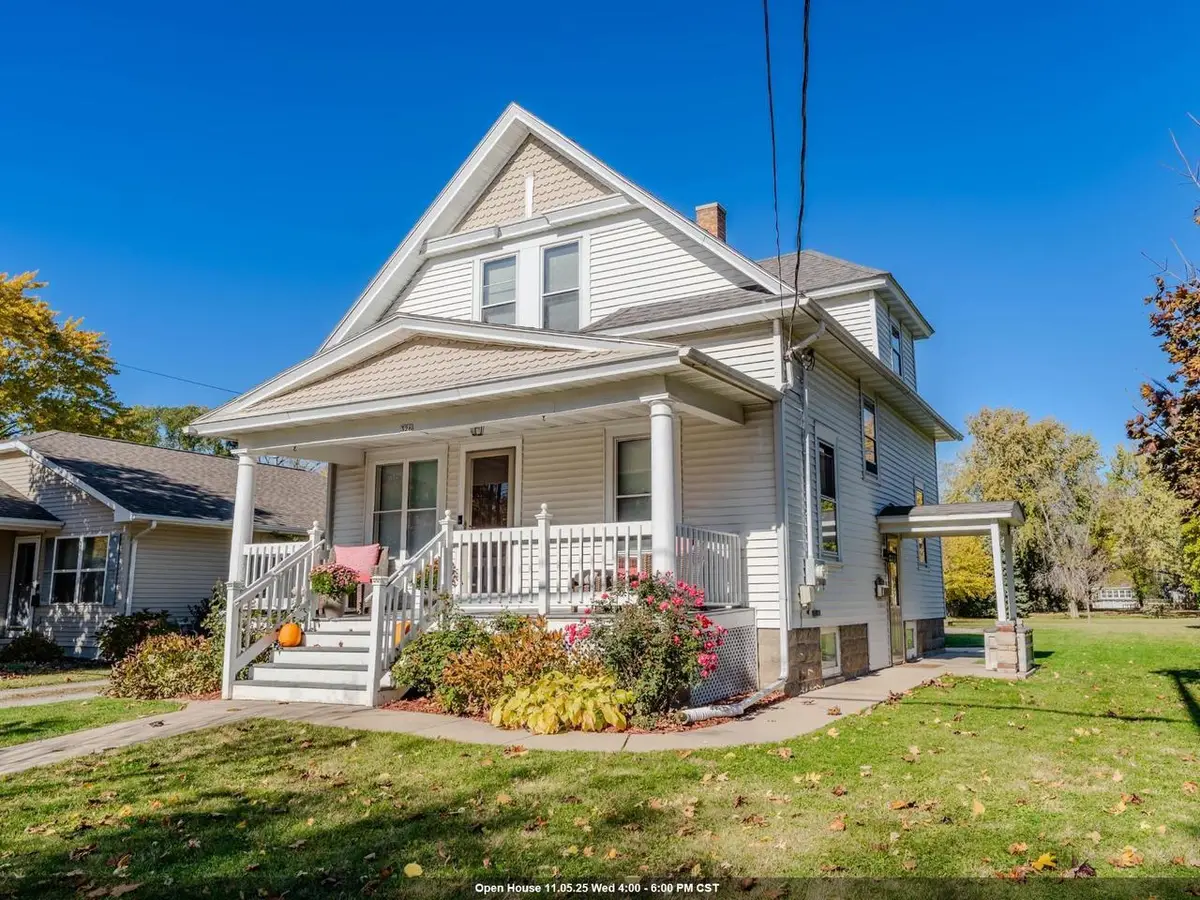 326 W 19TH AVENUE, Oshkosh, WI 54902 - Image #1