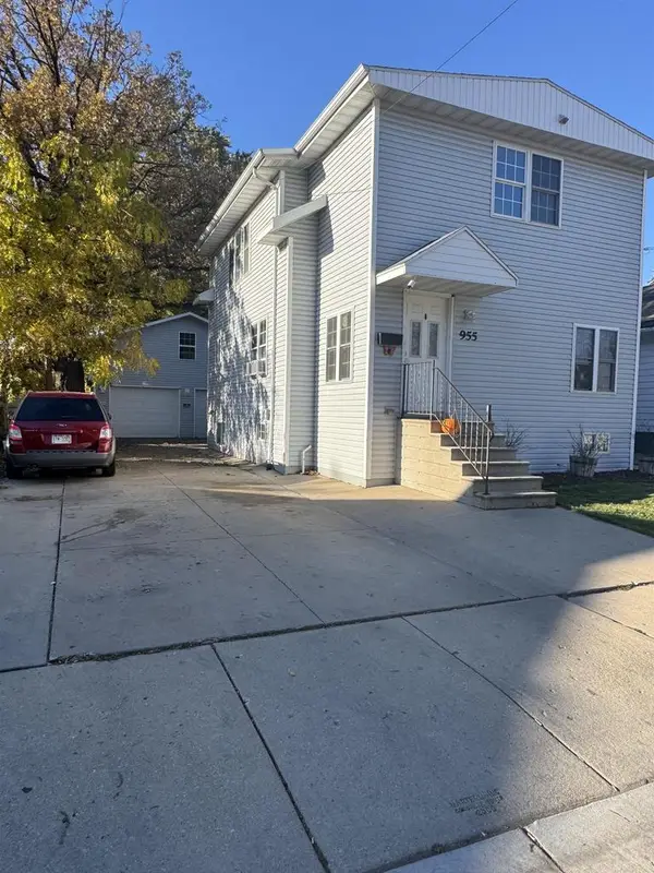 955 DENIS PLACE, Green Bay, WI 54303