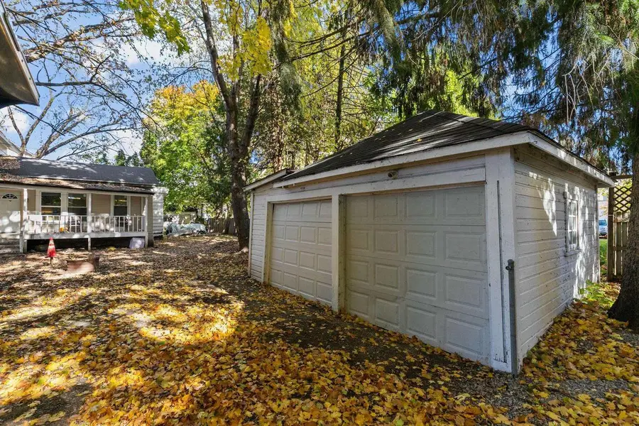 730 JACKSON STREET, Oshkosh, WI 54901 - Image #2