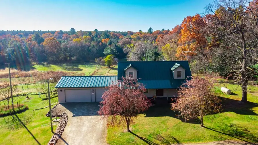 W4789 N LONG LAKE ROAD, Waupaca, WI 54981 - Image #3