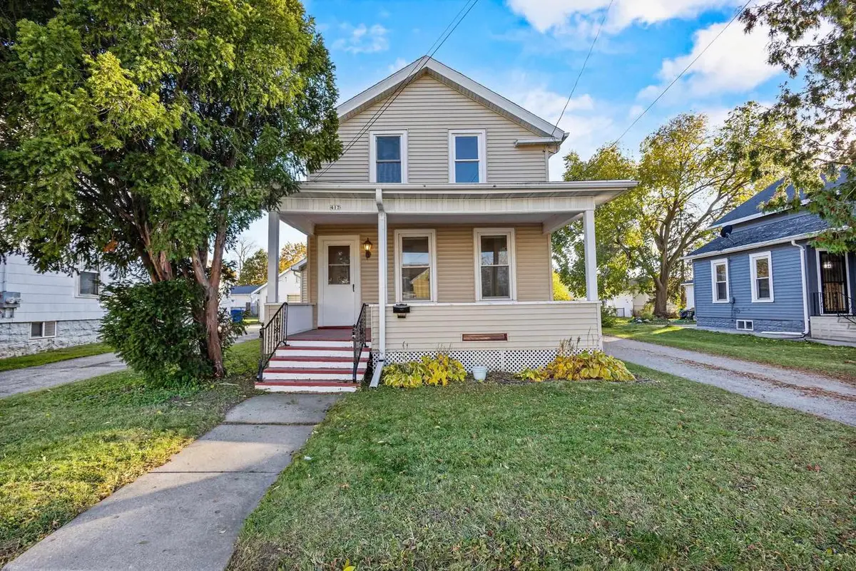 417 W 10TH AVENUE, Oshkosh, WI 54902 - Image #1