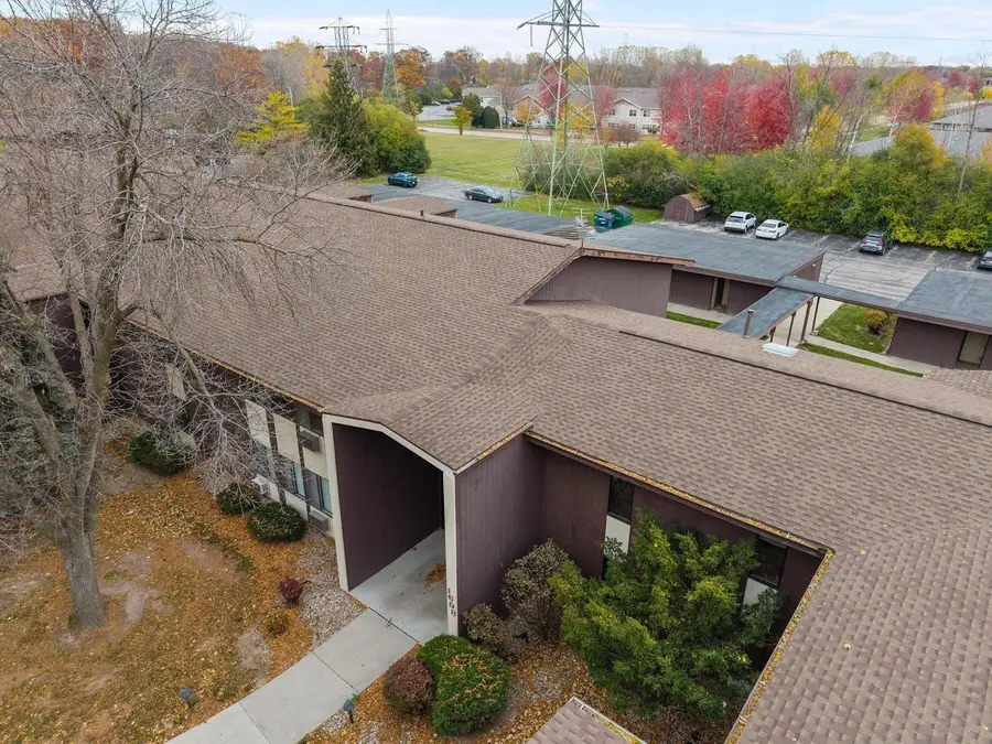 1699 ALCAN DRIVE  #209, Menasha, WI 54952 - Image #2