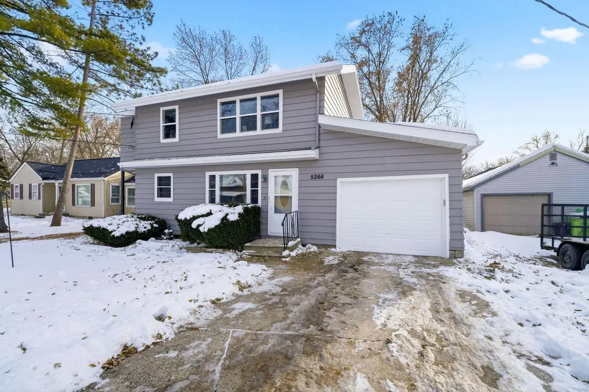 W5266 BECHAUD BEACH DRIVE, Fond Du Lac, WI 54935 - Image #1