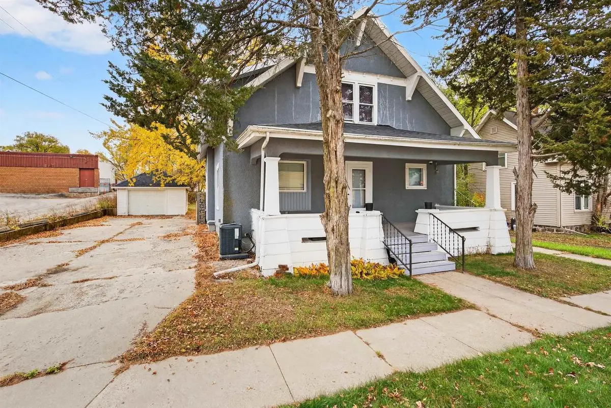 116 W FRANKLIN STREET, Berlin, WI 54923 - Image #1