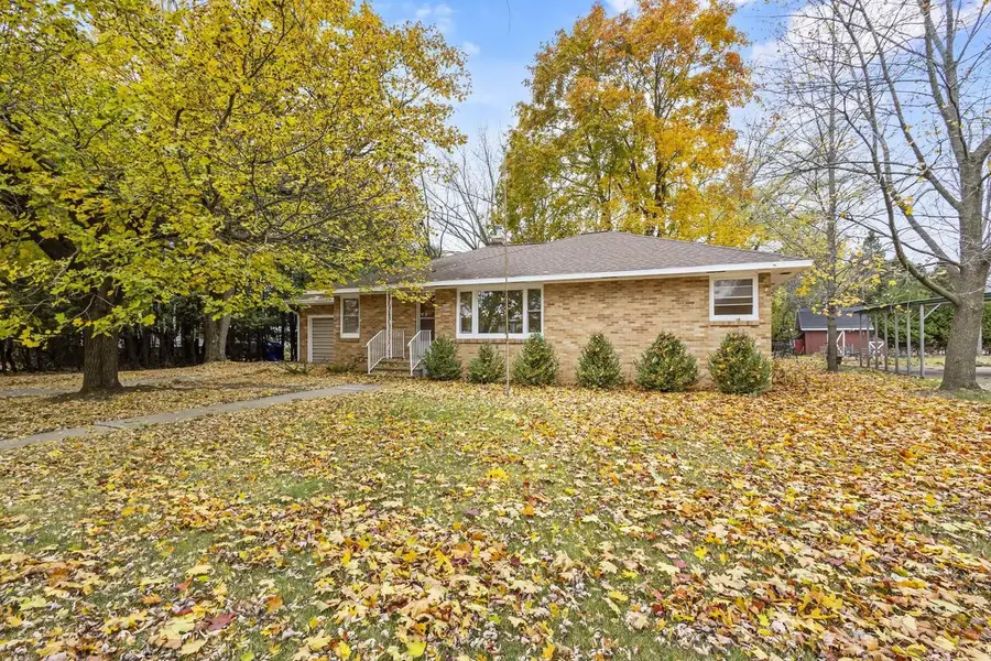 127 N LAKE STREET, Peshtigo, WI 54157 - Image #2