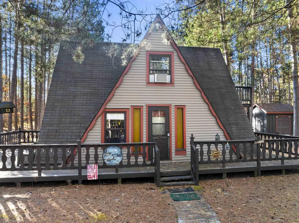 N8877 DEBBIE LANE, Crivitz, WI 54114 - Image #1