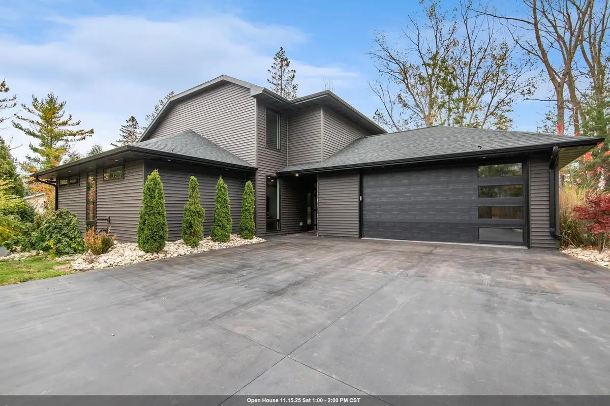 624 E CIRCLE RIDGE PLACE, Sturgeon Bay, WI 54235 - Image #1