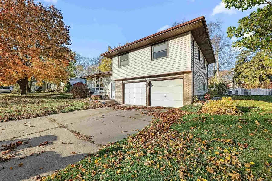 2102 MARY AVENUE, New Holstein, WI 53061 - Image #2