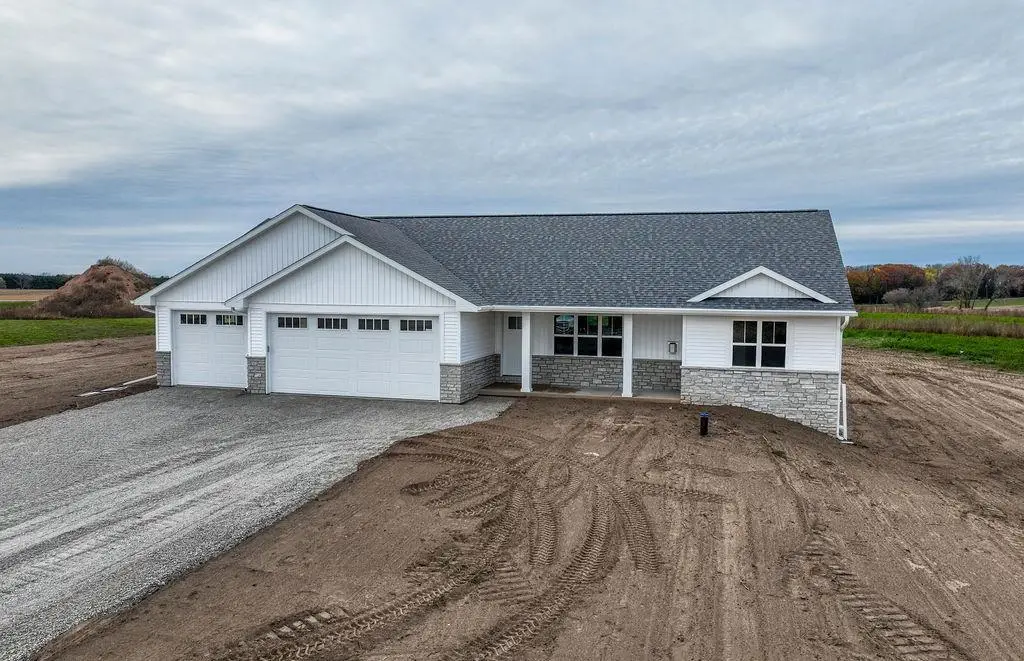 3752 EVELYN ROSE LANE, Suamico, WI 54313 - Image #1