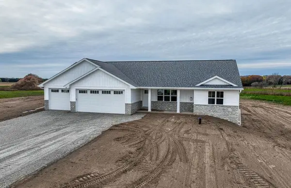 3752 EVELYN ROSE LANE, Suamico, WI 54313
