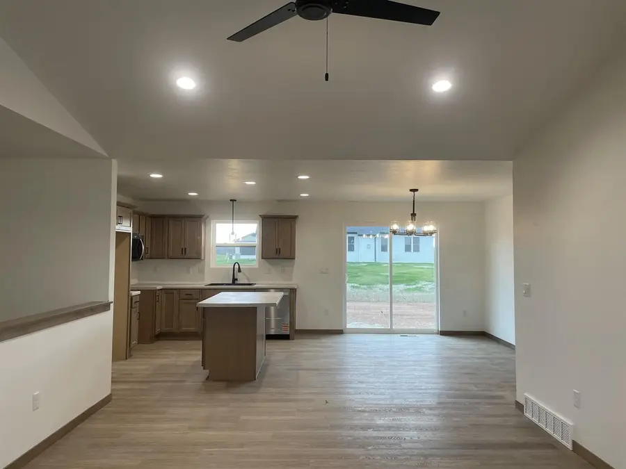 2045 RED FOX LANE, Kaukauna, WI 54130 - Image #3