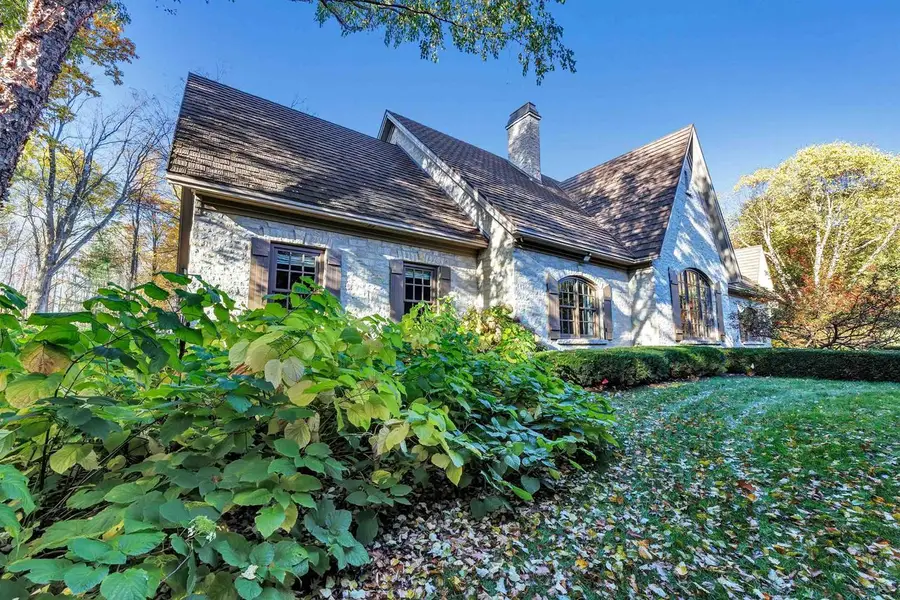 1250 THAYER TRAIL, Hobart, WI 54155 - Image #3