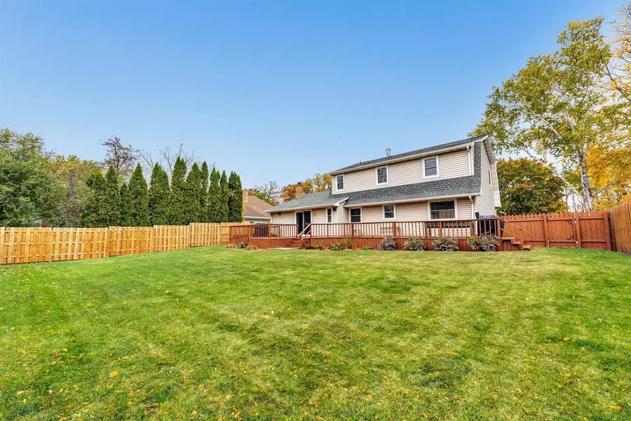 2624 EAST RIVER DRIVE, Green Bay, WI 54301 - Image #2