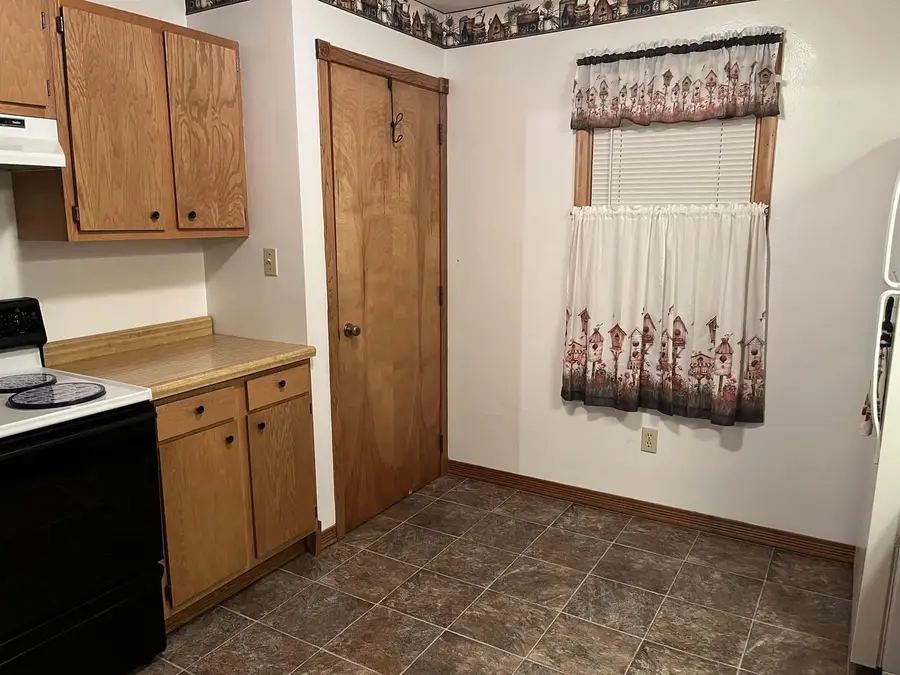 77 N BOARDMAN STREET, Fond Du Lac, WI 54935 - Image #3