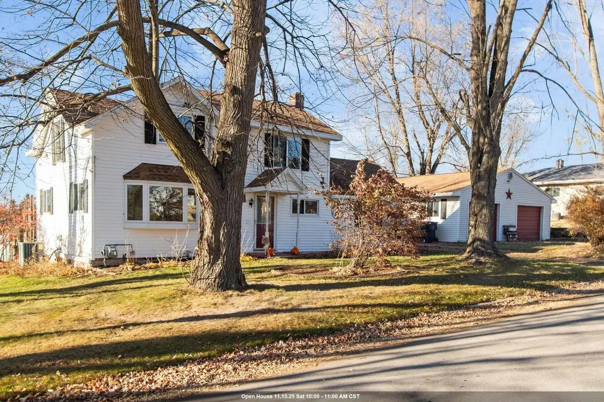 211 N BRIGGS STREET, Hortonville, WI 54944 - Image #1