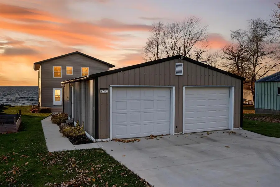 N5733 ROCKLAND BEACH ROAD, Hilbert, WI 54129 - Image #2