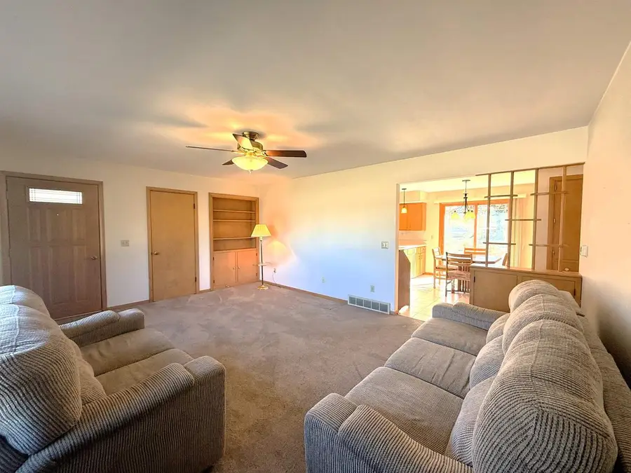 120 GUINDON BOULEVARD, Fond Du Lac, WI 54935 - Image #2