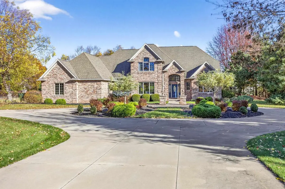 8224 GOLF COURSE DRIVE, Neenah, WI 54956 - Image #1