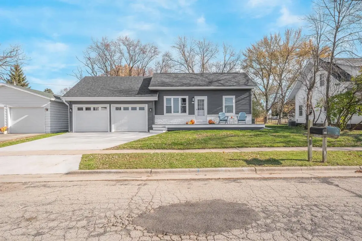 303 S 1ST AVENUE, Winneconne, WI 54986 - Image #1