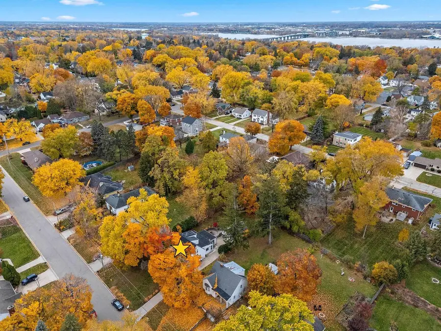 2344 OAKWOOD AVENUE, Green Bay, WI 54301 - Image #3