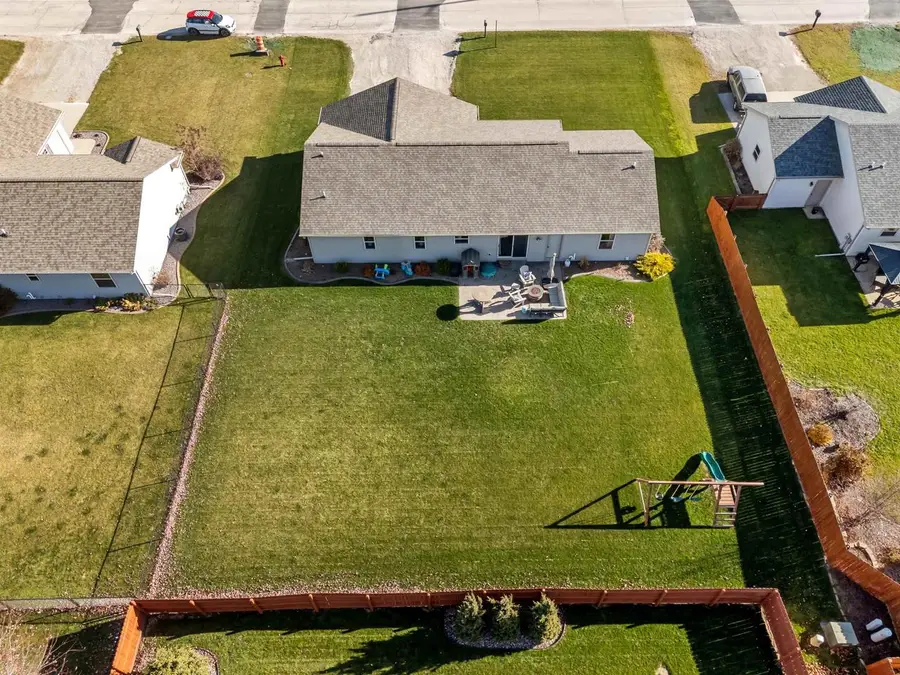 607 DEBRUIN ROAD, Combined Locks, WI 54113 - Image #3