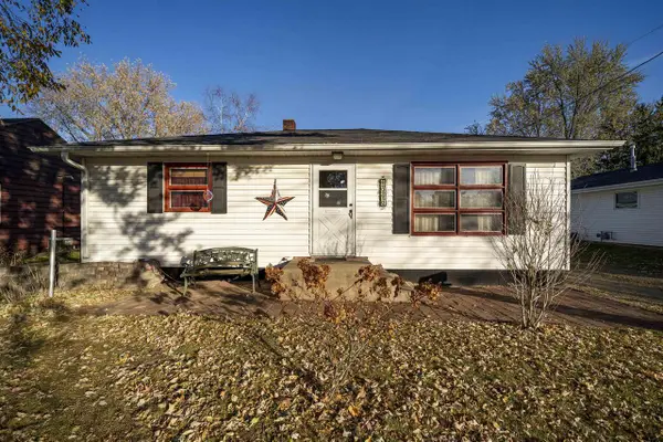 1312 JEFFERSON STREET, New London, WI 54961