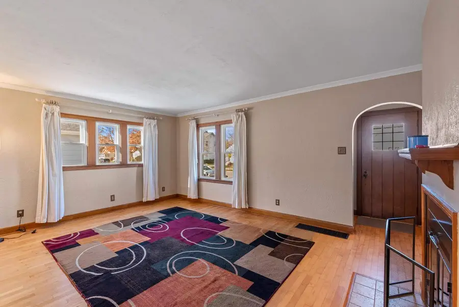 304 E 11TH STREET, Fond Du Lac, WI 54935 - Image #2