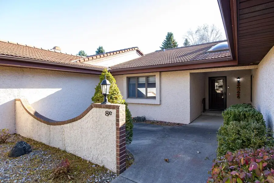 8 FIESTA COURT, Appleton, WI 54911 - Image #3