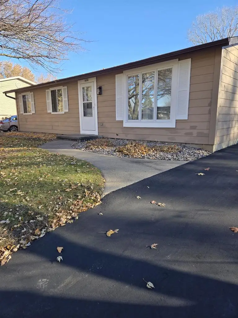 2430 MINERVA STREET, Oshkosh, WI 54901 - Image #2