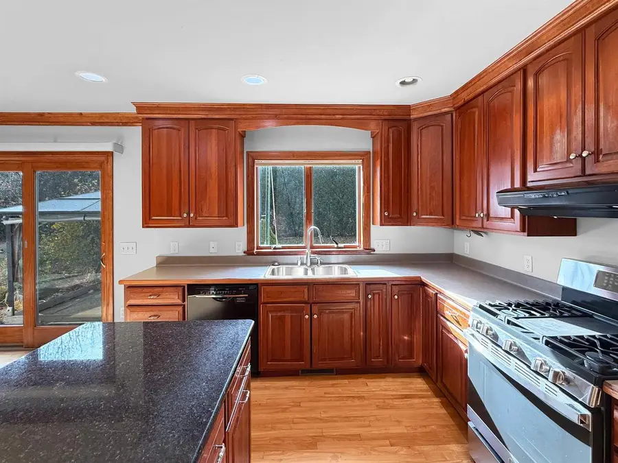 3643 HICKORY RIDGE ROAD, Oshkosh, WI 54904 - Image #2