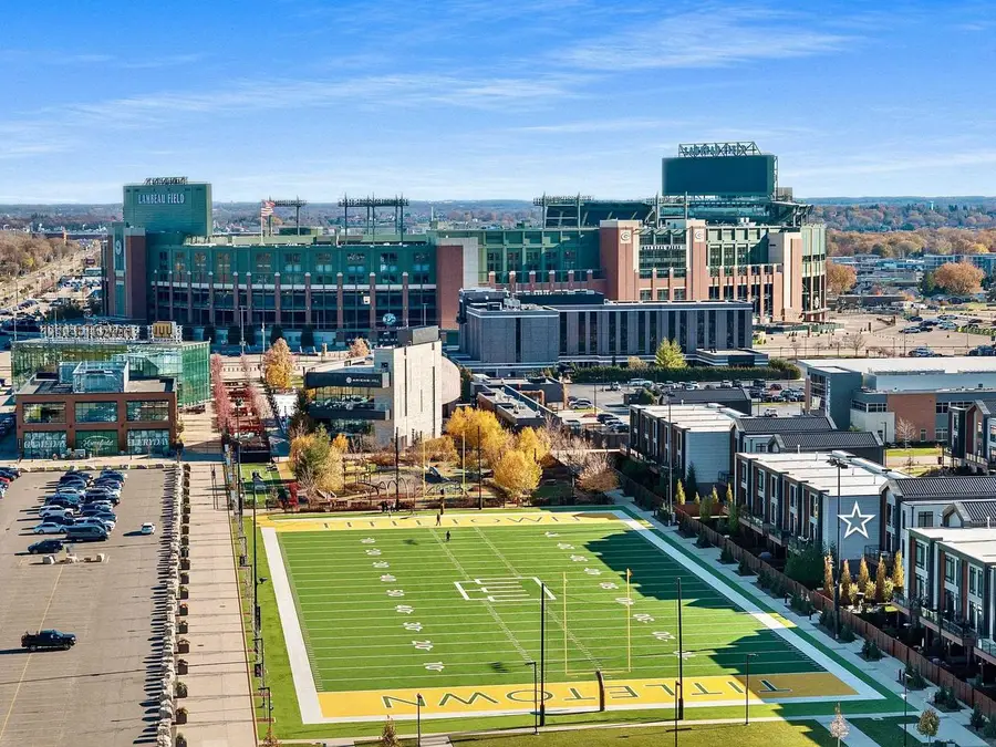 1108 BROOKWOOD DRIVE  #22, Green Bay, WI 54304 - Image #3