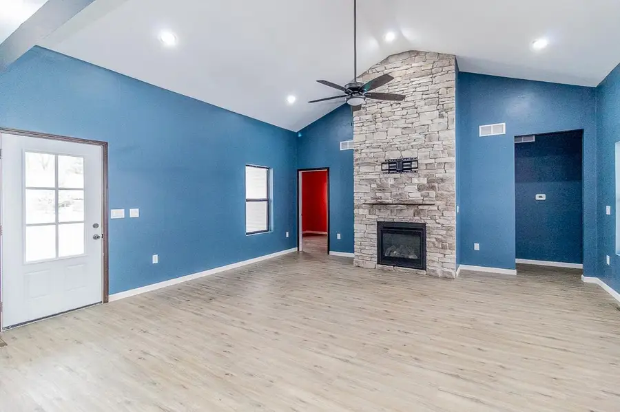 535 PHEASANT DRIVE, New London, WI 54961 - Image #3