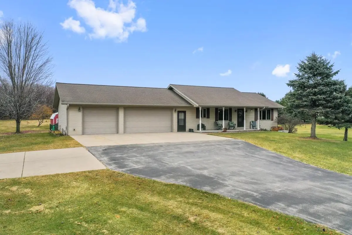 8144 SOUTH CHASE ROAD, Pulaski, WI 54162 - Image #1