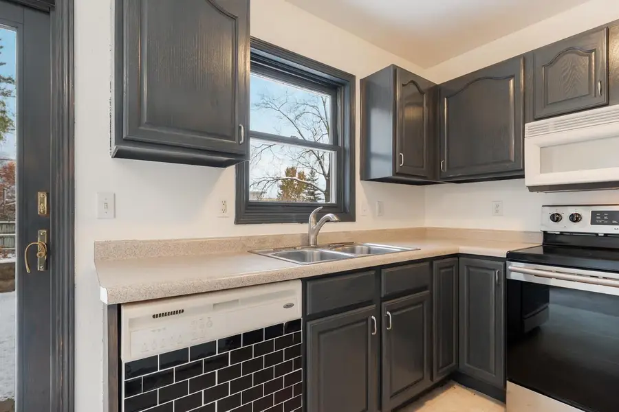 1431 POWERS STREET, Oshkosh, WI 54901 - Image #3